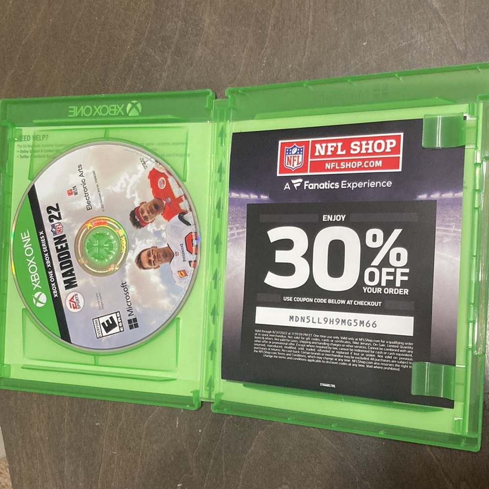 Xbox Madden 22 - Picture 3 of 3